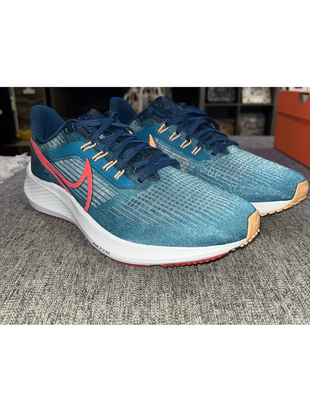 Nike Air Zoom Pegasus 39 Men 10 Bright Spruce/LT. Crimson Running DH4071-302 New